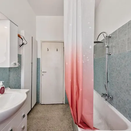 Venice Mahdi Garden *