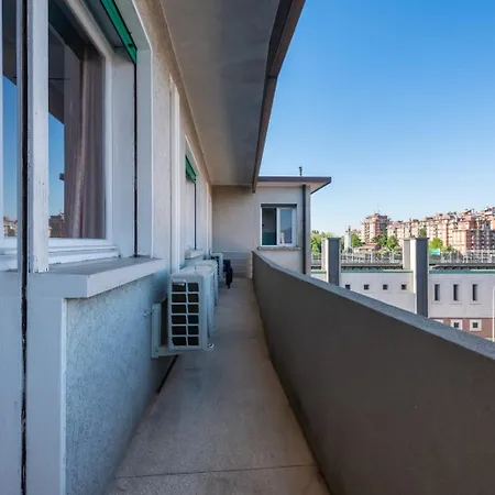 Venice Mahdi Garden * מסטרה