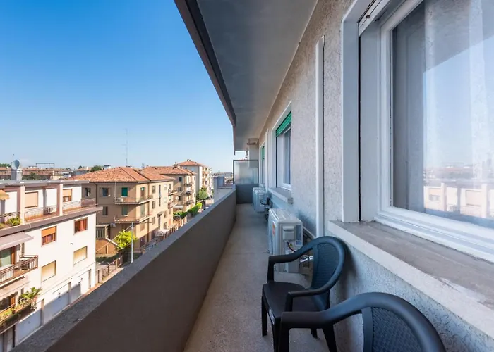 Gasthuis Venice Mahdi Garden Mestre