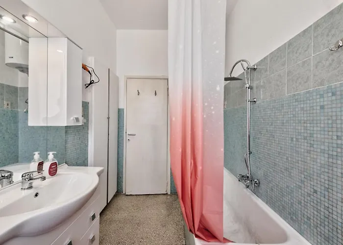 Venice Mahdi Garden *